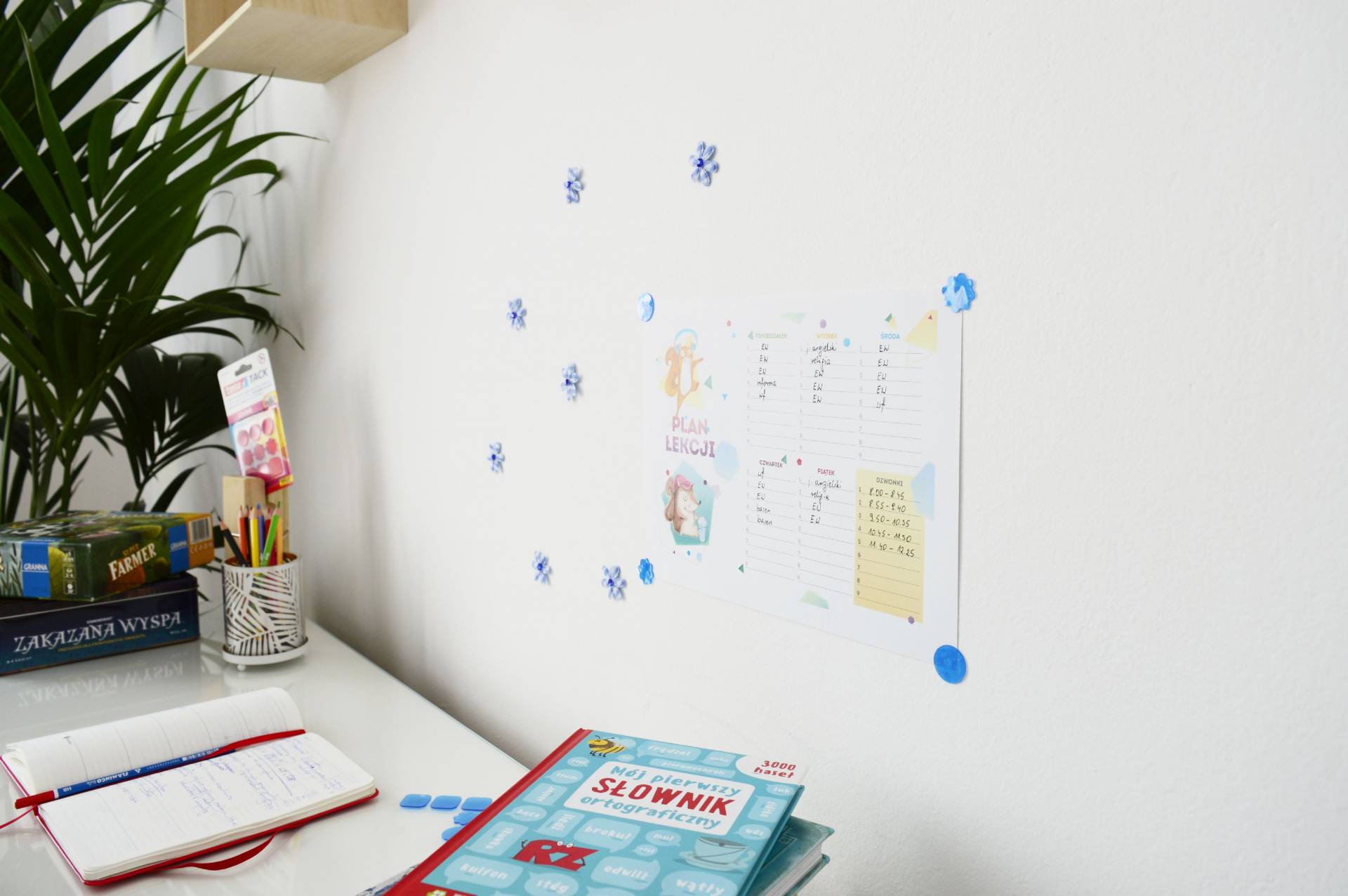 Plan lekcji - kolorowy szablon do pobrania - Kreatwyne DIY